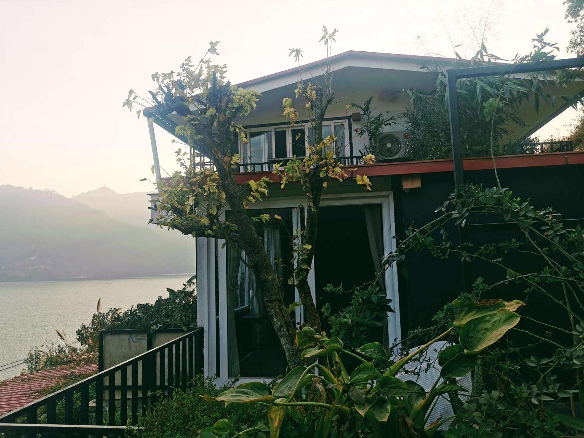 Gusto Accommodation Pokhara Buitenkant foto